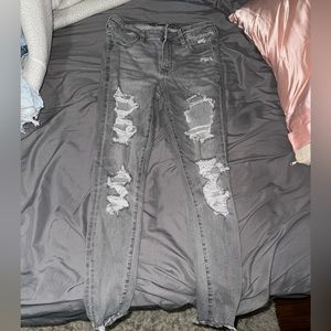 American Eagle grey jeggins. Size 4, very strechy!